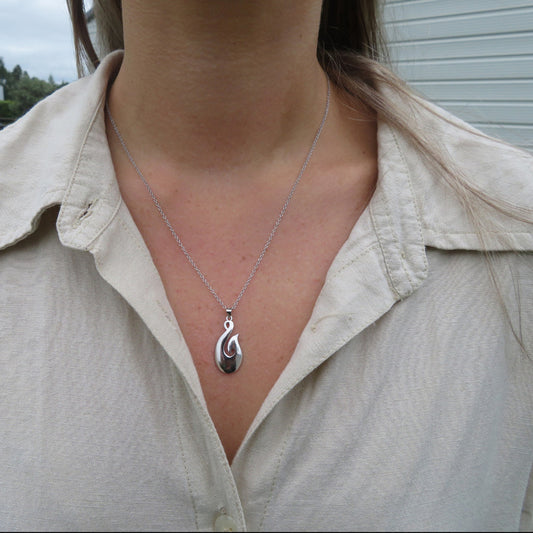 SILVER FISHING HOOK OR MATAU NECKLACE
