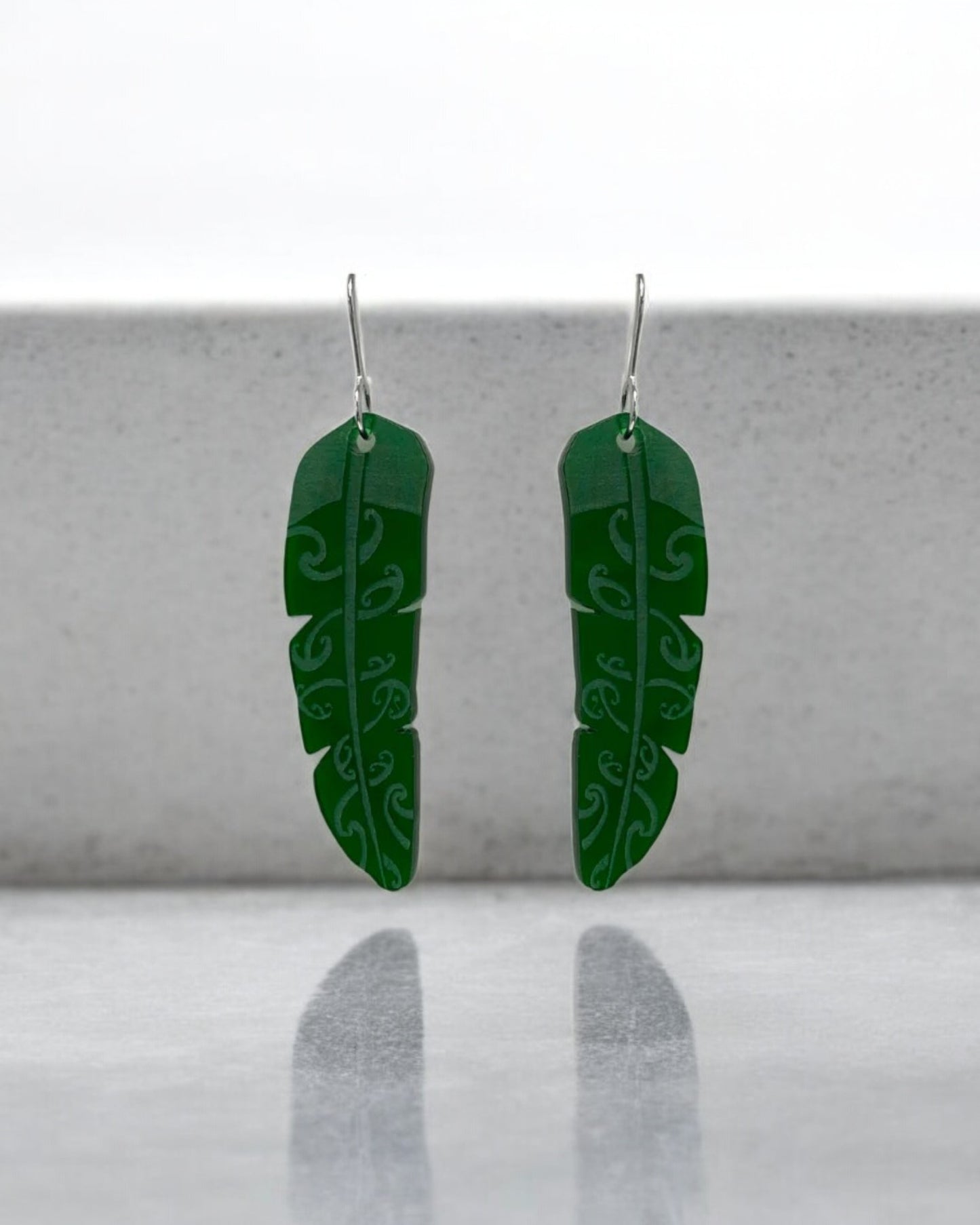 Tikitibu Earrings - Te Raukura