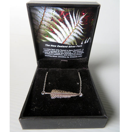 SILVER FERN NECKLACE