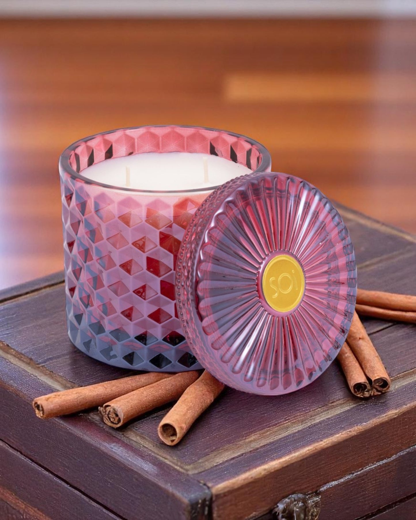Gilded Cinnamon Shimmer Candle 15oz