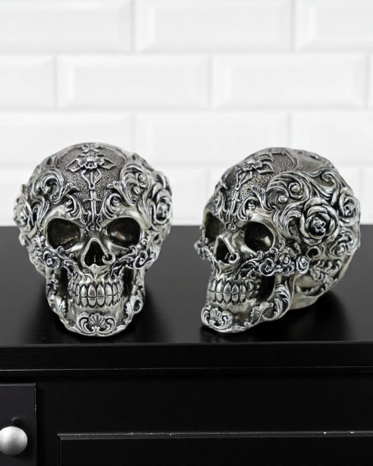 Antique Sliver Design Skull