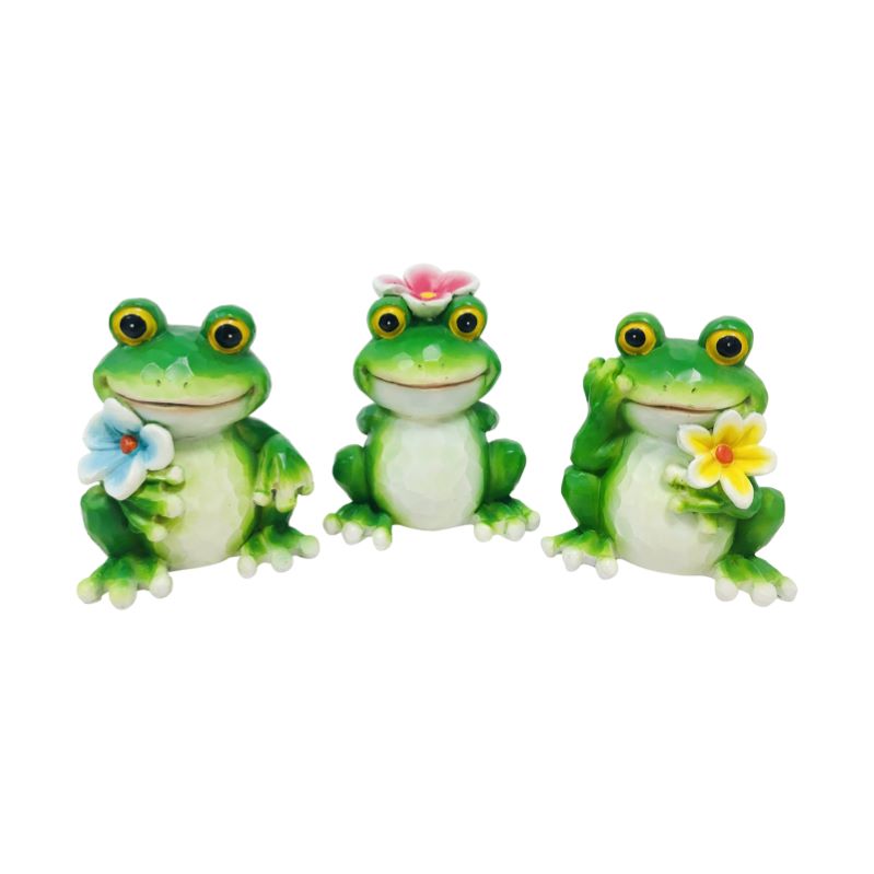 Sitting Frogs w/Flower