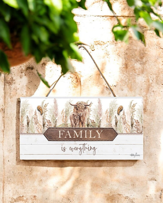 HighLand Cow Key Rack - Family is everything