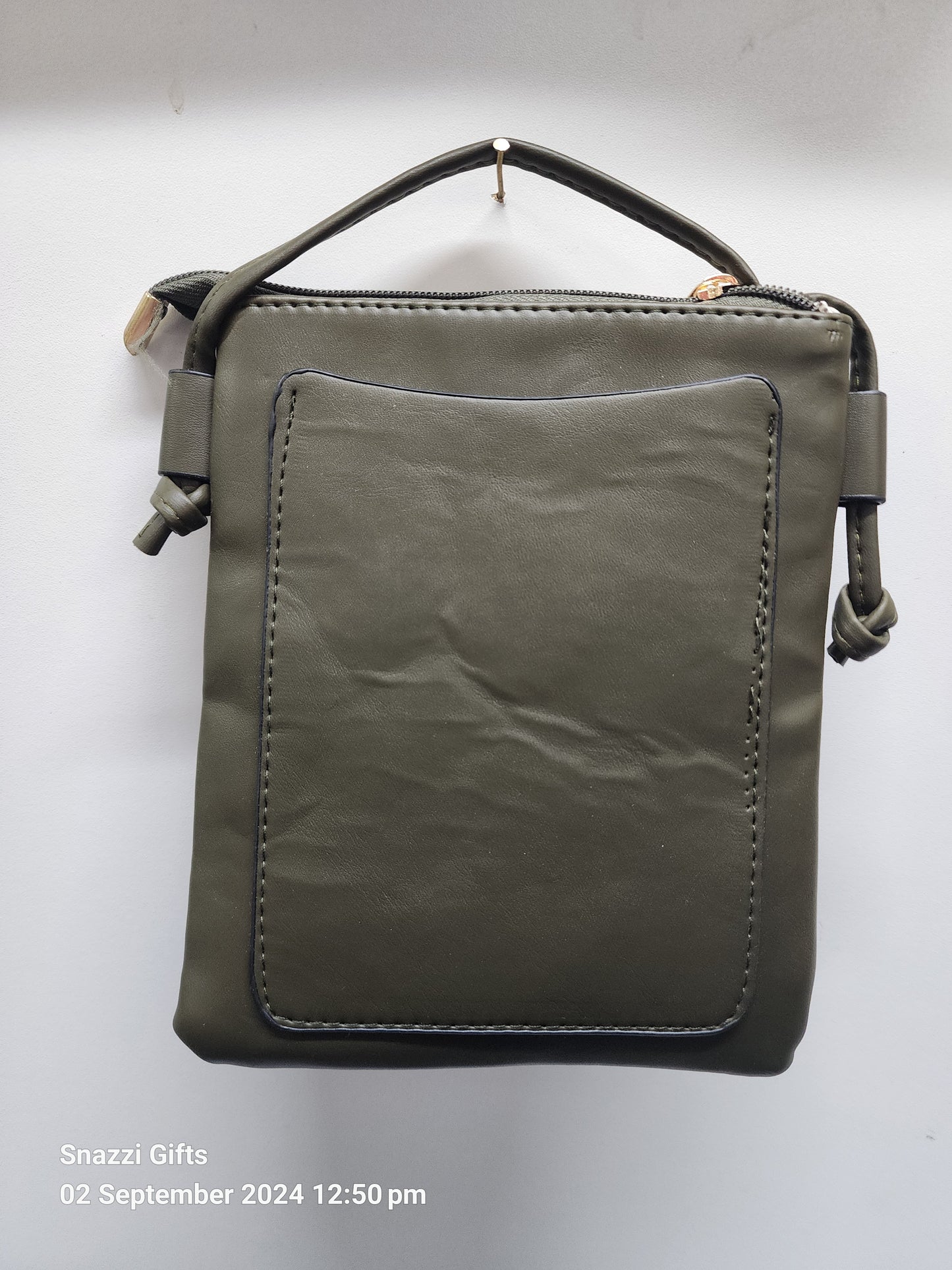 Lace emboss Phone Bag Olive