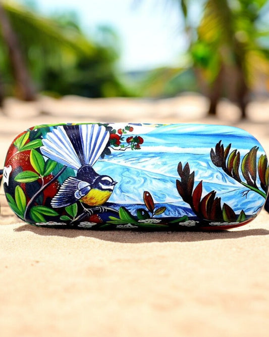 Fantails at Coast Glasses Case