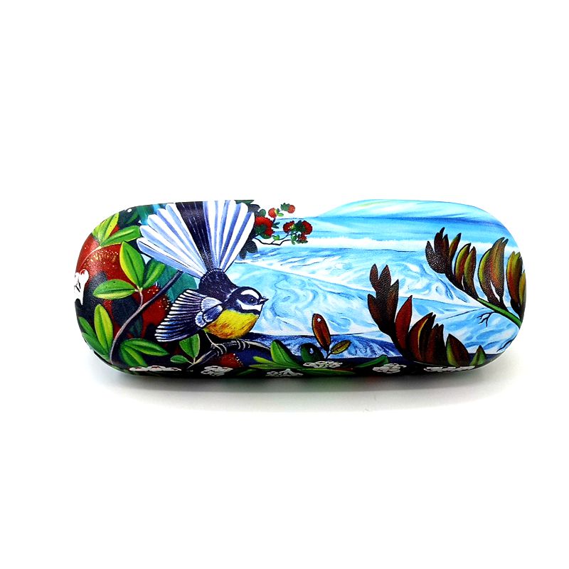 Fantails at Coast Glasses Case