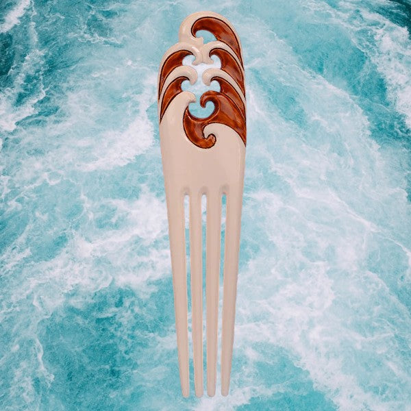 Large Heru Wave Design