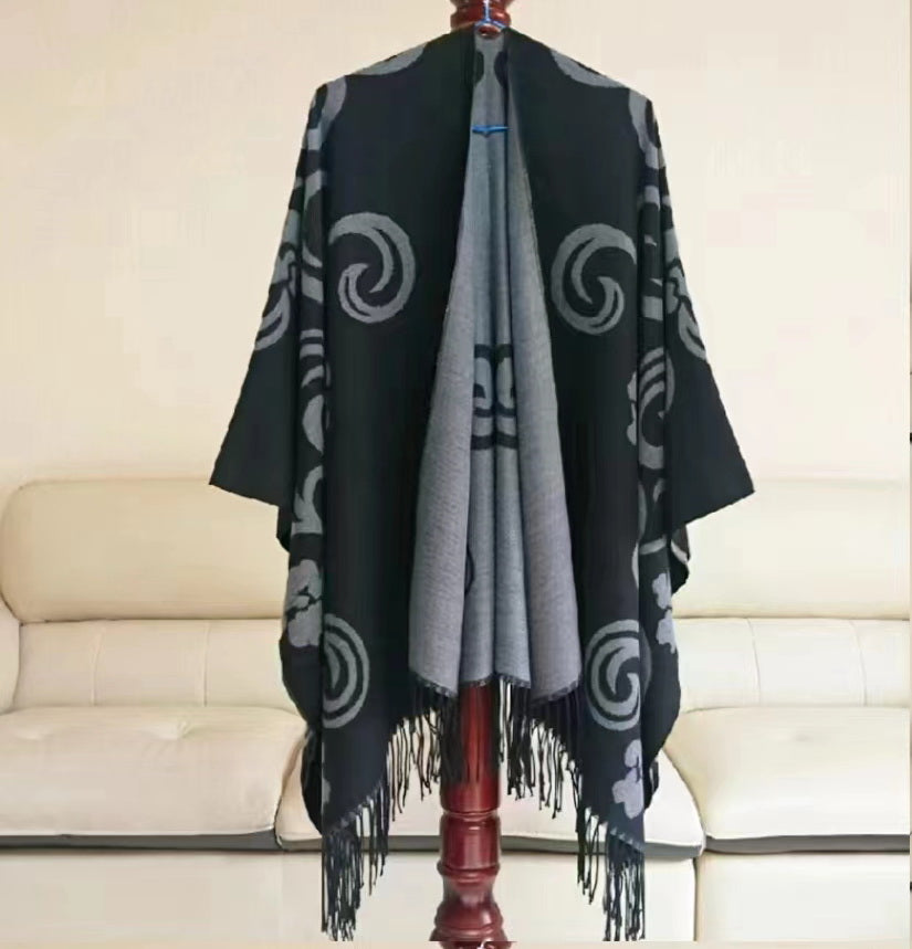 Cape with curls design Black