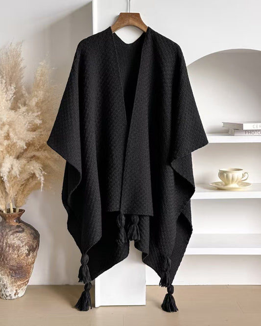 Large tassles cape - BLACK