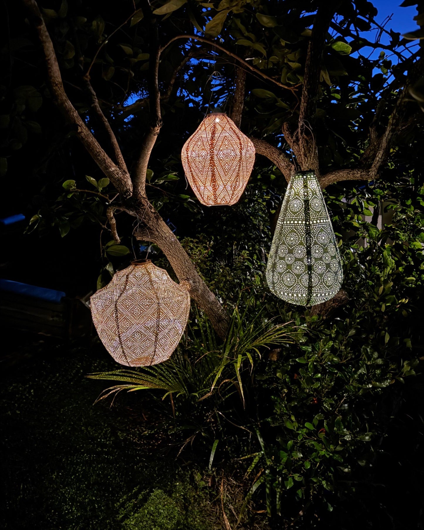 Lumiz Outdoor LED Solar Lantern - ROUND 40cm