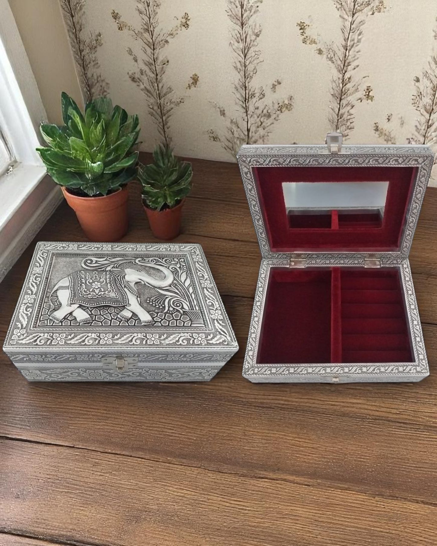 Jewellery Box With Ring Holder Elephant Design