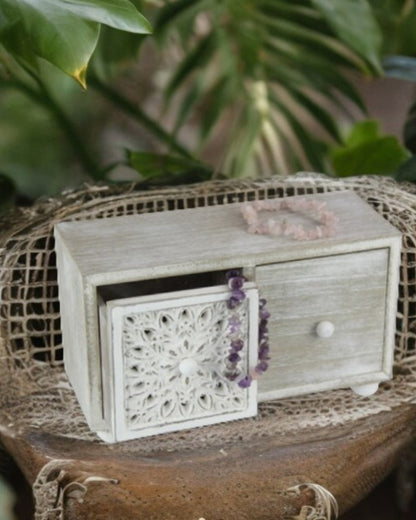 Filigree Twin Draw Holder