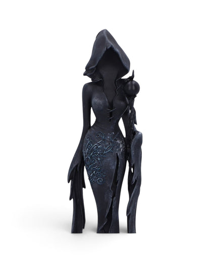 Femme Fatale – Seer