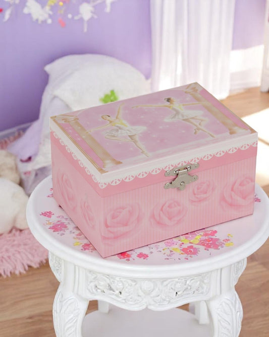 Ballerinas musical box