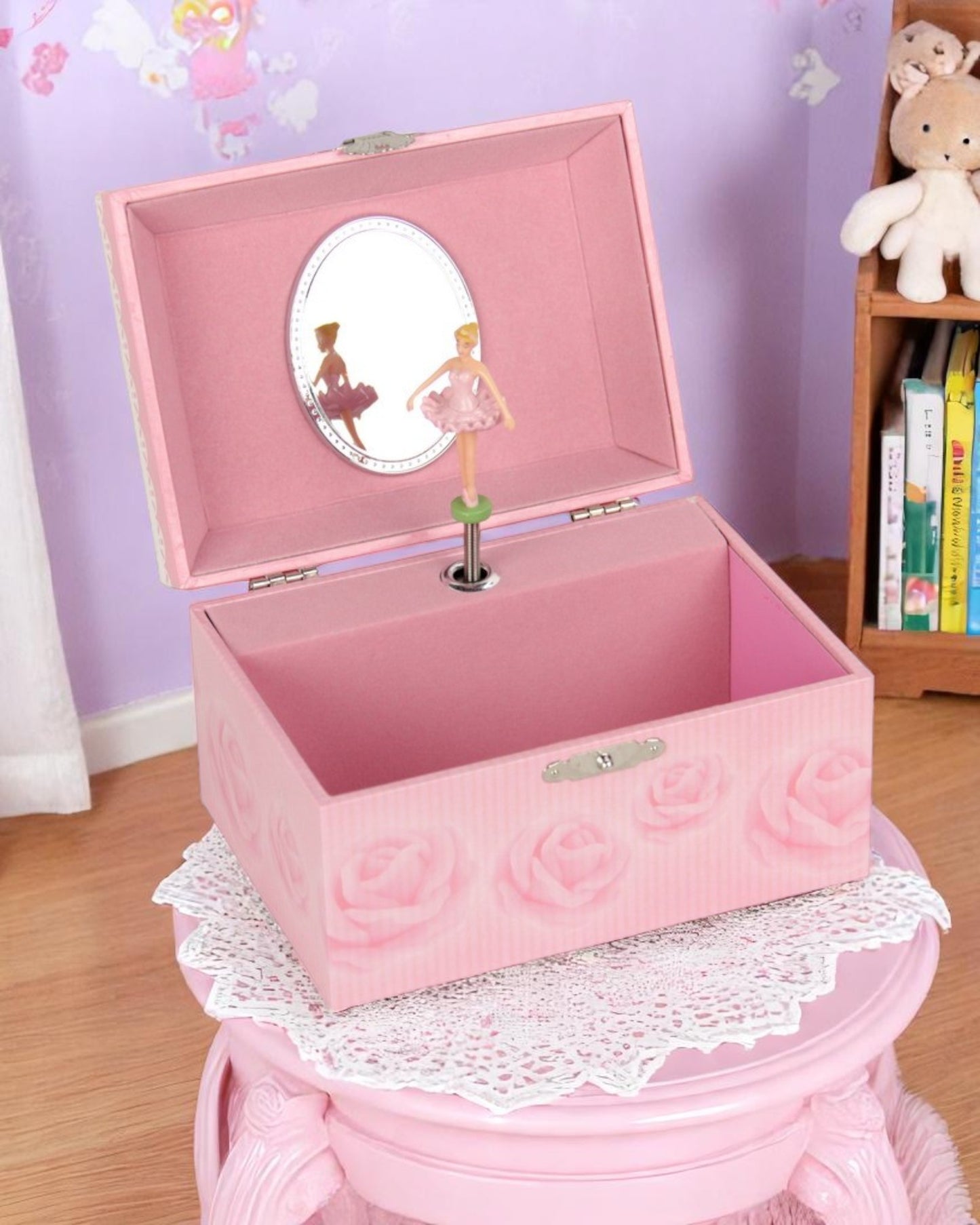Ballerinas musical box