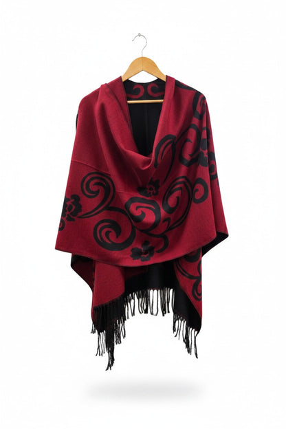 Cape with curls with tassles