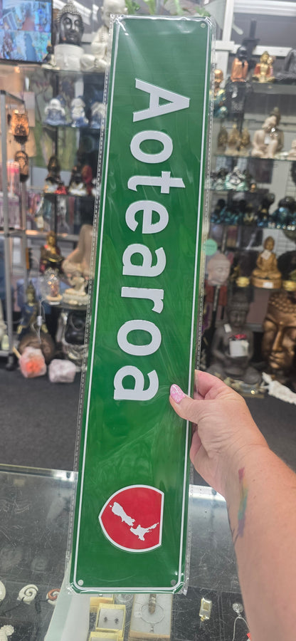 Aotearoa Street Sign
