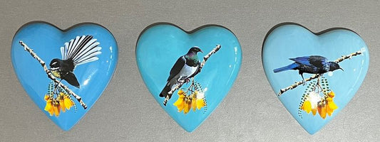 Native Bird with Kowhai Ceramic Hearts